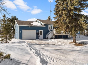 Rural Address, Rosthern Rm No. 403, Saskatchewan S0K 3A9, 5 Bedrooms Bedrooms, 14 Rooms Rooms,3 BathroomsBathrooms,Acreage,For Sale,Gruenthal Acreage,Rural Address,SK954544