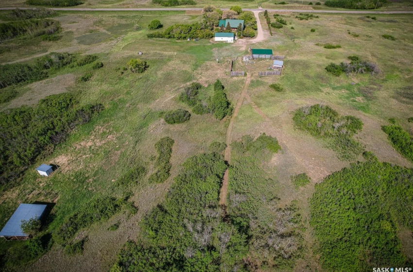 Rural Address, Montrose Rm No. 315, Saskatchewan S7K 1N2, 5 Bedrooms Bedrooms, 11 Rooms Rooms,2 BathroomsBathrooms,Acreage,For Sale,SW 1/4 32-33-6 West 4th,Rural Address,SK954690