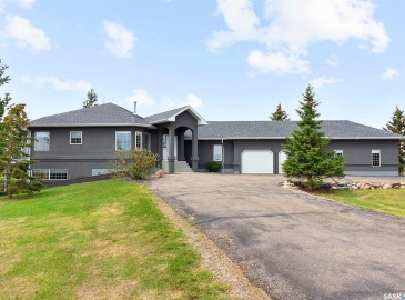 44 Cathedral Bluffs ROAD, Corman Park Rm No. 344, Saskatchewan S0K 0A1, 4 Bedrooms Bedrooms, 16 Rooms Rooms,3 BathroomsBathrooms,Acreage,For Sale,Cathedral Bluffs,SK954990