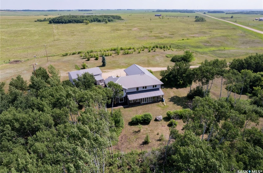 Rural Address, Battle River Rm No. 438, Saskatchewan S0M 0E0, 4 Bedrooms Bedrooms, 15 Rooms Rooms,3 BathroomsBathrooms,Acreage,For Sale,Twin Lakes Acreage,Rural Address,SK955439