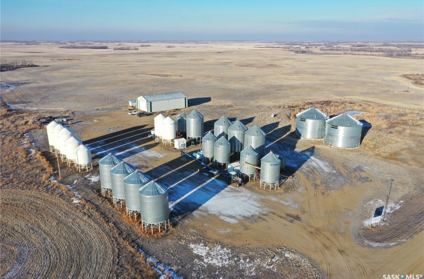 Rural Address, Longlaketon Rm No. 219, Saskatchewan S0G 1J0, ,Farm,For Sale,LonglaketonRm#219-159.03 Acres + Shop and Binyard,Rural Address,SK955424