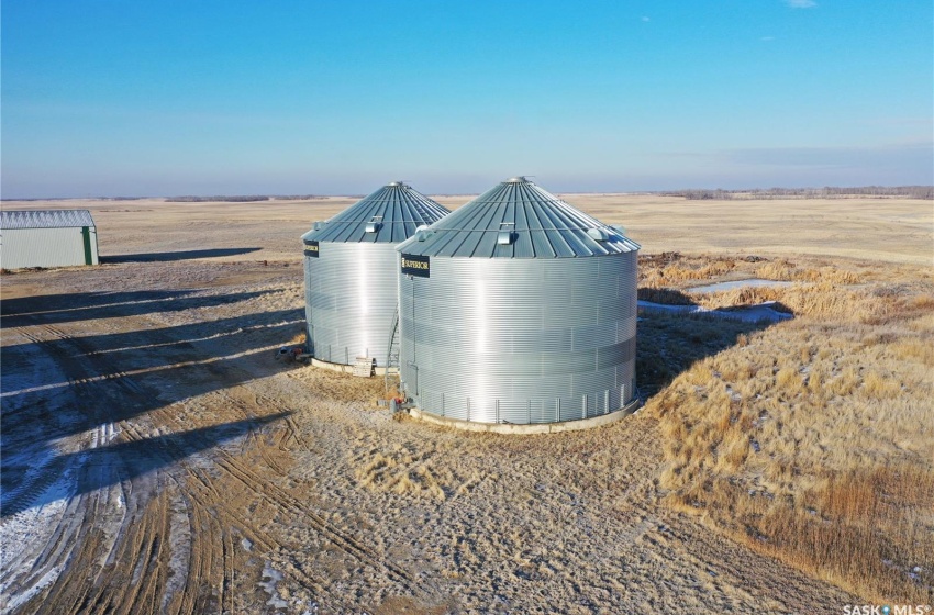 Rural Address, Longlaketon Rm No. 219, Saskatchewan S0G 1J0, ,Farm,For Sale,LonglaketonRm#219-159.03 Acres + Shop and Binyard,Rural Address,SK955424