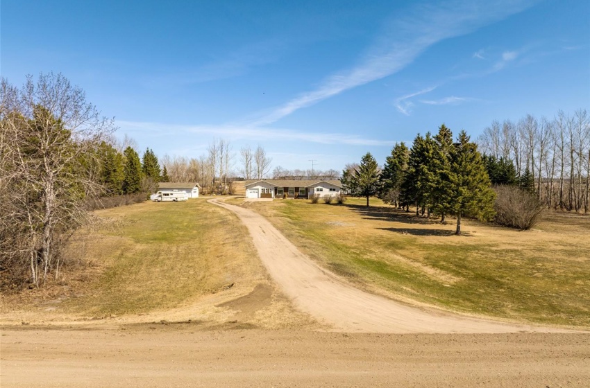 Rural Address, Buckland Rm No. 491, Saskatchewan S6V 5R2, 4 Bedrooms Bedrooms, 18 Rooms Rooms,3 BathroomsBathrooms,Acreage,For Sale,R.M. of Buckland Acreage,Rural Address,SK955745