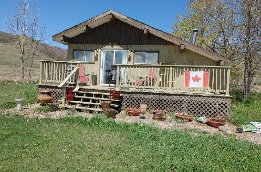 Rural Address, Longlaketon Rm No. 219, Saskatchewan S0G 0W0, 1 Bedroom Bedrooms, 6 Rooms Rooms,1 BathroomBathrooms,Acreage,For Sale,Cowley Acreage - 2.87 Acres near Craven,Rural Address,SK955839