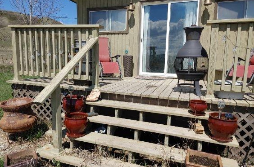 Rural Address, Longlaketon Rm No. 219, Saskatchewan S0G 0W0, 1 Bedroom Bedrooms, 6 Rooms Rooms,1 BathroomBathrooms,Acreage,For Sale,Cowley Acreage - 2.87 Acres near Craven,Rural Address,SK955839