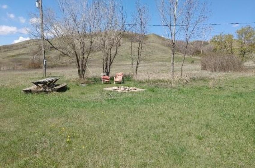 Rural Address, Longlaketon Rm No. 219, Saskatchewan S0G 0W0, 1 Bedroom Bedrooms, 6 Rooms Rooms,1 BathroomBathrooms,Acreage,For Sale,Cowley Acreage - 2.87 Acres near Craven,Rural Address,SK955839