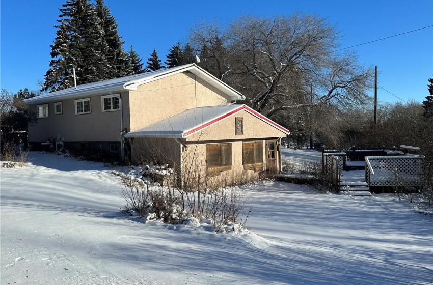 True walkout basement to sculptured back yard