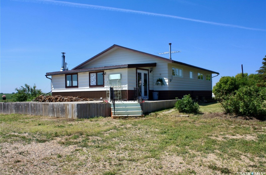 Rural Address, Blucher Rm No. 343, Saskatchewan S0K 0Y0, 3 Bedrooms Bedrooms, 12 Rooms Rooms,1 BathroomBathrooms,Acreage,For Sale,Reilly Farm, RM of Blucher,Rural Address,SK956342