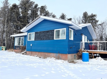 Rural Address, Torch River Rm No. 488, Saskatchewan S0J 0M0, 4 Bedrooms Bedrooms, 11 Rooms Rooms,3 BathroomsBathrooms,Acreage,For Sale,Stringer Acreage,Rural Address,SK956479