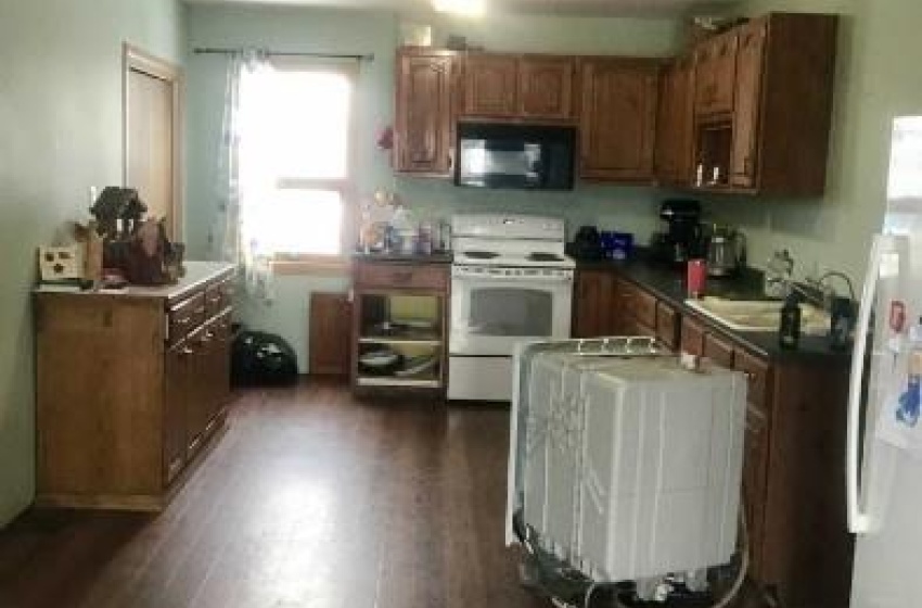 Rural Address, Willowdale Rm No. 153, Saskatchewan S0G 5C0, 5 Bedrooms Bedrooms, 11 Rooms Rooms,2 BathroomsBathrooms,Acreage,For Sale,Prairie Acreage,Rural Address,SK956656