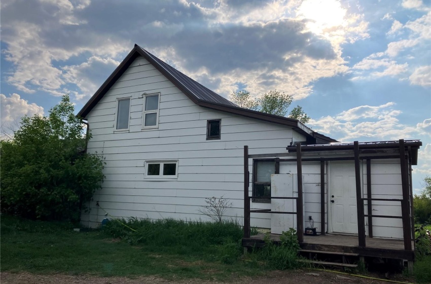 Rural Address, Willowdale Rm No. 153, Saskatchewan S0G 5C0, 5 Bedrooms Bedrooms, 11 Rooms Rooms,2 BathroomsBathrooms,Acreage,For Sale,Prairie Acreage,Rural Address,SK956656