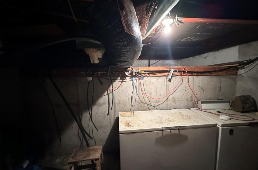 Basement featuring washer and dryer