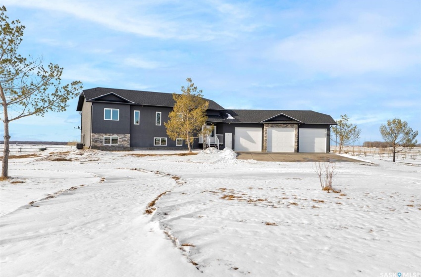 Rural Address, Corman Park Rm No. 344, Saskatchewan S7K 3J6, 5 Bedrooms Bedrooms, 17 Rooms Rooms,4 BathroomsBathrooms,Acreage,For Sale,Rathgeber Acreage,Rural Address,SK956938