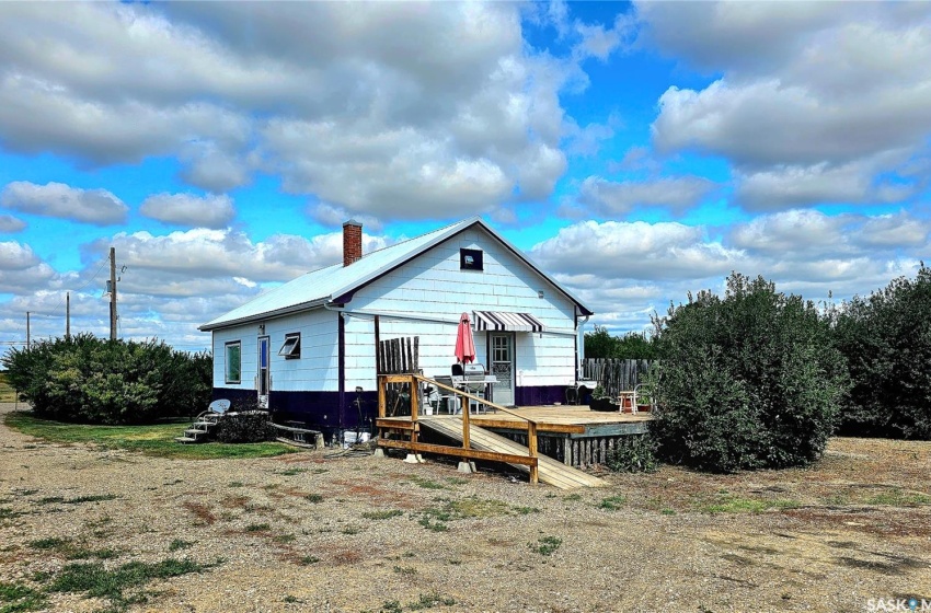 Rural Address, Miry Creek Rm No. 229, Saskatchewan S0N 0A0, 1 Bedroom Bedrooms, 8 Rooms Rooms,1 BathroomBathrooms,Acreage,For Sale,Cherry Tree Acres,Rural Address,SK958132