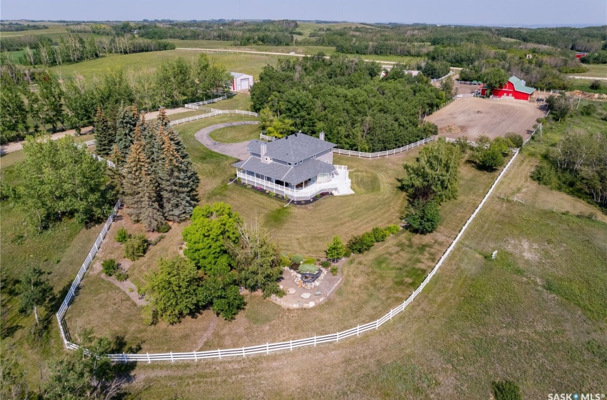 128 Betker ROAD, Corman Park Rm No. 344, Saskatchewan S7K 3J9, 4 Bedrooms Bedrooms, 16 Rooms Rooms,3 BathroomsBathrooms,Acreage,For Sale,Rare City View 80 Acres,Betker,SK958242