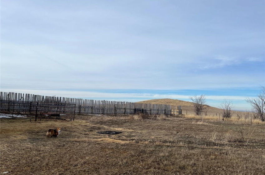 View of yard featuring a rural view