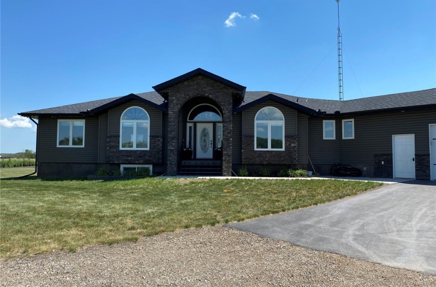 Rural Address, Rocanville Rm No. 151, Saskatchewan S0A 3L0, 4 Bedrooms Bedrooms, 12 Rooms Rooms,2 BathroomsBathrooms,Acreage,For Sale,Scissors Creek Acreage,Rural Address,SK937973