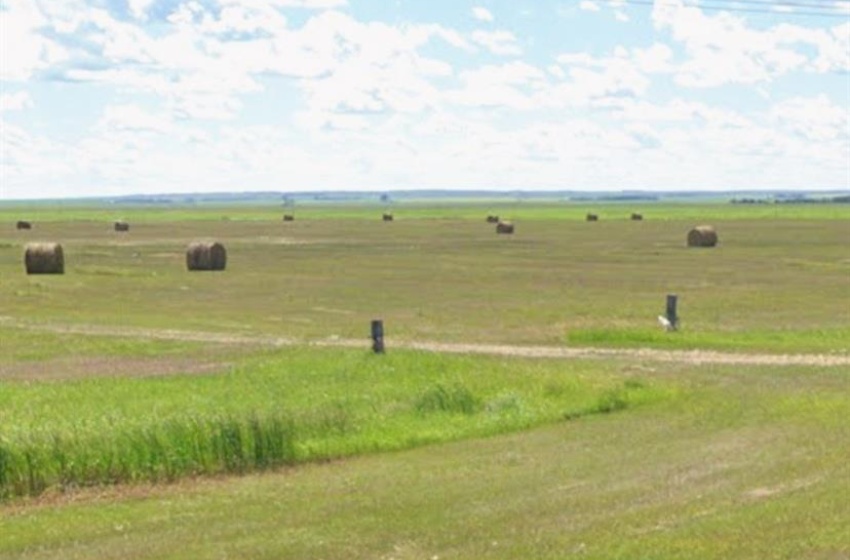 Rural Address, Brokenshell Rm No. 68, Saskatchewan S0C 1K0, ,Farm,For Sale,Brokenshell Grassland,Rural Address,SK958677