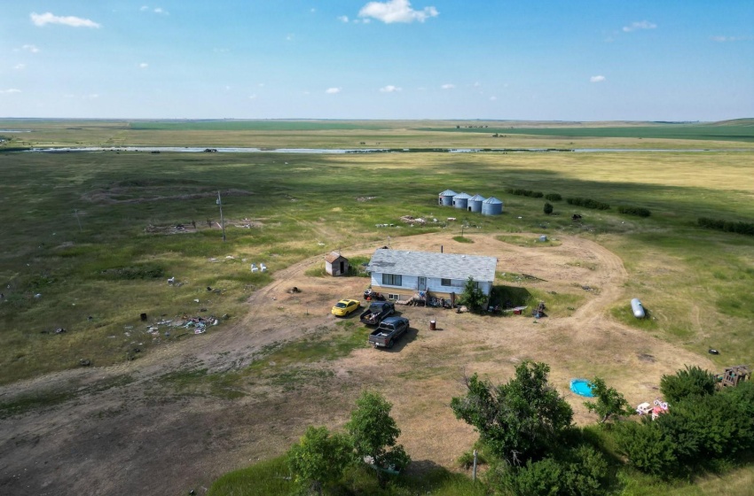 Rural Address, Maple Bush Rm No. 224, Saskatchewan S0H 0T0, 3 Bedrooms Bedrooms, 7 Rooms Rooms,1 BathroomBathrooms,Acreage,For Sale,Maple Bush Acreage,Rural Address,SK958599