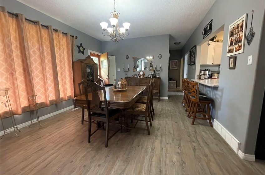 Rural Address, Maple Creek Rm No. 111, Saskatchewan S0N 1N0, 5 Bedrooms Bedrooms, 11 Rooms Rooms,1 BathroomBathrooms,Acreage,For Sale,Davis Acreage,Rural Address,SK958930