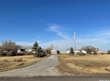 SW Rural Address, Cymri Rm No. 36, Saskatchewan S0C 1S0, 3 Bedrooms Bedrooms, 13 Rooms Rooms,2 BathroomsBathrooms,Acreage,For Sale,Hoium Acreage,Rural Address,SK954624