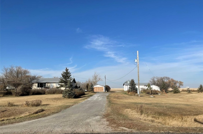 SW Rural Address, Cymri Rm No. 36, Saskatchewan S0C 1S0, 3 Bedrooms Bedrooms, 13 Rooms Rooms,2 BathroomsBathrooms,Acreage,For Sale,Hoium Acreage,Rural Address,SK954624