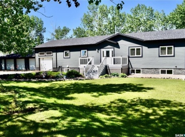 Rural Address, Storthoaks Rm No. 31, Saskatchewan S0C 0P0, 5 Bedrooms Bedrooms, 19 Rooms Rooms,3 BathroomsBathrooms,Acreage,For Sale,Taylor/Simpson Acreage,Rural Address,SK932655