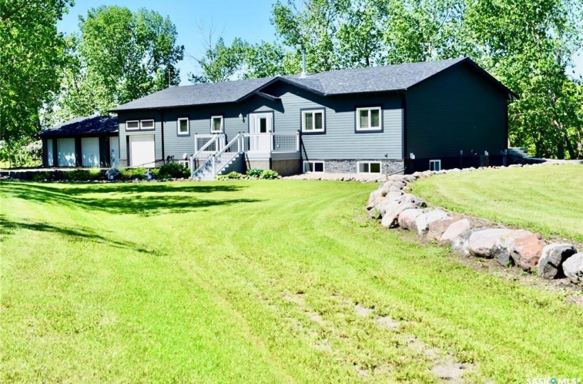 Rural Address, Storthoaks Rm No. 31, Saskatchewan S0C 0P0, 5 Bedrooms Bedrooms, 19 Rooms Rooms,3 BathroomsBathrooms,Acreage,For Sale,Taylor/Simpson Acreage,Rural Address,SK932655