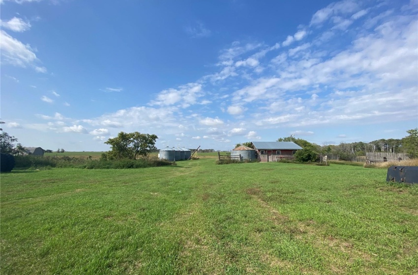 Rural Address, Fertile Belt Rm No. 183, Saskatchewan S0A 3E0, 4 Bedrooms Bedrooms, 9 Rooms Rooms,1 BathroomBathrooms,Acreage,For Sale,Excel Rd Acreage,Rural Address,SK937864