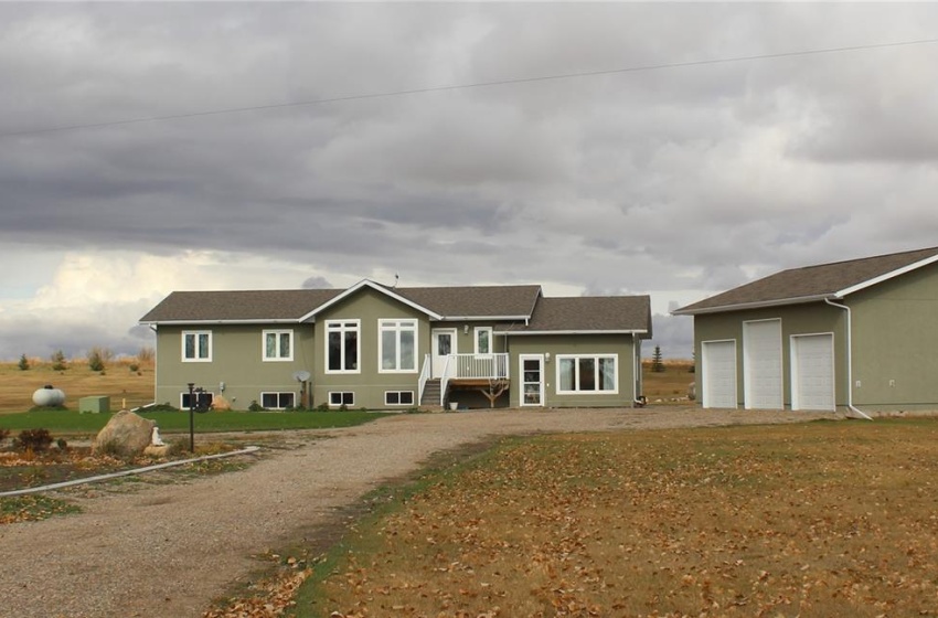 Rural Address, Buffalo Rm No. 409, Saskatchewan S0K 4W0, 5 Bedrooms Bedrooms, 15 Rooms Rooms,3 BathroomsBathrooms,Acreage,For Sale,Fortin Acreage,Rural Address,SK946742