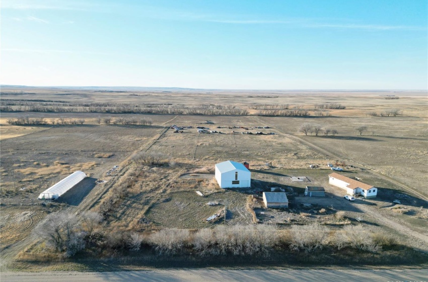 Rural Address, King George Rm No. 256, Saskatchewan S0L 3M0, 3 Bedrooms Bedrooms, 9 Rooms Rooms,1 BathroomBathrooms,Acreage,For Sale,East Elrose Acreage,Rural Address,SK955106