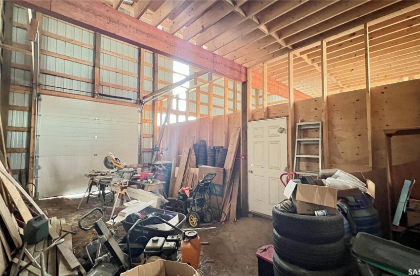 Rural Address, King George Rm No. 256, Saskatchewan S0L 3M0, 3 Bedrooms Bedrooms, 9 Rooms Rooms,1 BathroomBathrooms,Acreage,For Sale,East Elrose Acreage,Rural Address,SK955106