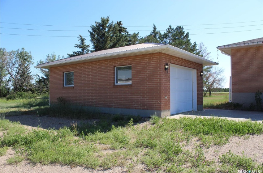 Rural Address, Gravelbourg Rm No. 104, Saskatchewan S0H 1X0, 3 Bedrooms Bedrooms, 11 Rooms Rooms,2 BathroomsBathrooms,Acreage,For Sale,SE 13-11-05 W3,Rural Address,SK959145