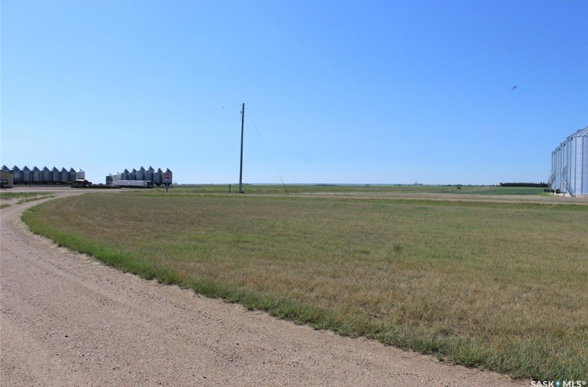 Rural Address, Gravelbourg Rm No. 104, Saskatchewan S0H 1X0, 3 Bedrooms Bedrooms, 11 Rooms Rooms,2 BathroomsBathrooms,Acreage,For Sale,SE 13-11-05 W3,Rural Address,SK959145