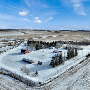 Rural Address, Garden River Rm No. 490, Saskatchewan S6V 5R2, 3 Bedrooms Bedrooms, 12 Rooms Rooms,1 BathroomBathrooms,Acreage,For Sale,Brown Acreage - Hwy 55,Rural Address,SK959156