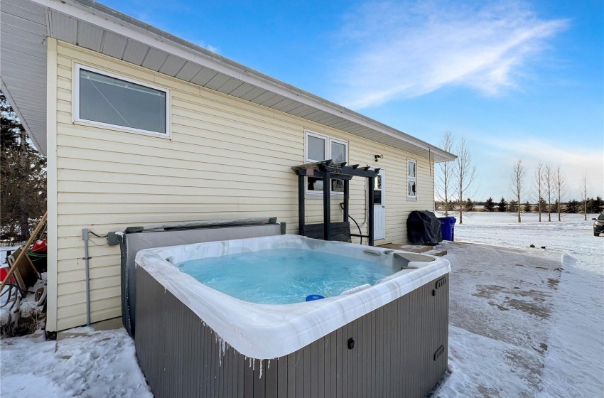 Rural Address, Garden River Rm No. 490, Saskatchewan S6V 5R2, 3 Bedrooms Bedrooms, 12 Rooms Rooms,1 BathroomBathrooms,Acreage,For Sale,Brown Acreage - Hwy 55,Rural Address,SK959156