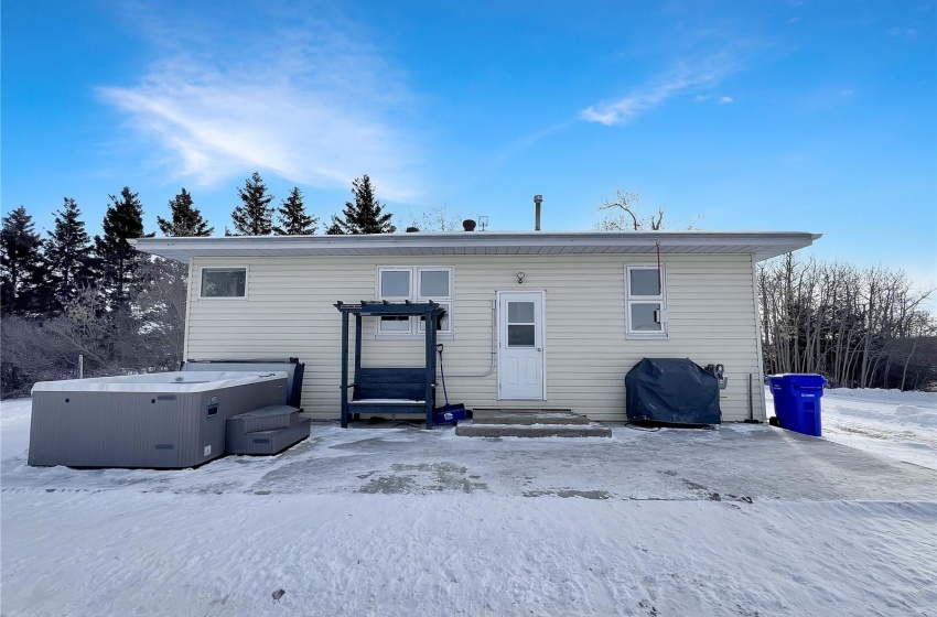 Rural Address, Garden River Rm No. 490, Saskatchewan S6V 5R2, 3 Bedrooms Bedrooms, 12 Rooms Rooms,1 BathroomBathrooms,Acreage,For Sale,Brown Acreage - Hwy 55,Rural Address,SK959156