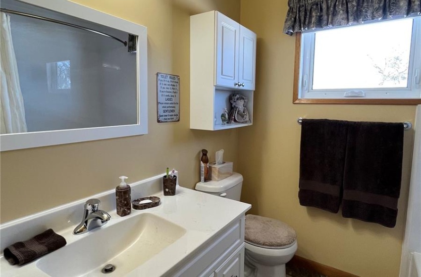 Bathroom with tub/shower combo