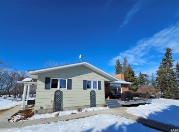 Rural Address, Bone Creek Rm No. 108, Saskatchewan S0N 2M0, 2 Bedrooms Bedrooms, 15 Rooms Rooms,4 BathroomsBathrooms,Acreage,For Sale,Bone Creek Acreage,Rural Address,SK959551