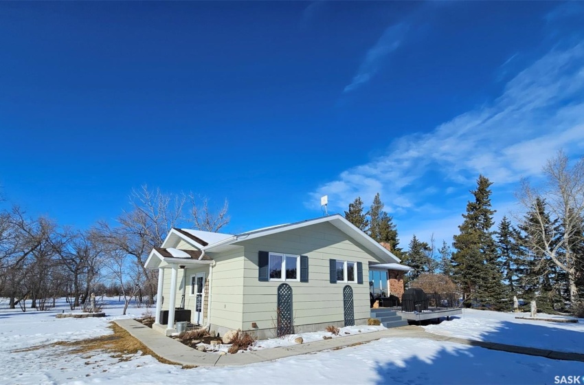 Rural Address, Bone Creek Rm No. 108, Saskatchewan S0N 2M0, 2 Bedrooms Bedrooms, 15 Rooms Rooms,4 BathroomsBathrooms,Acreage,For Sale,Bone Creek Acreage,Rural Address,SK959551