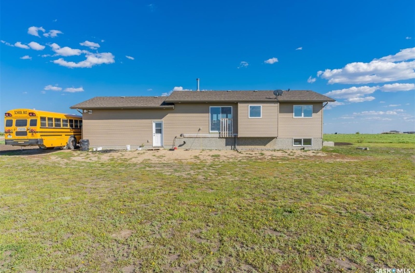 Rural Address, Laird Rm No. 404, Saskatchewan S7K 3J7, 3 Bedrooms Bedrooms, 9 Rooms Rooms,2 BathroomsBathrooms,Acreage,For Sale,Friesen Acreage,Rural Address,SK959810