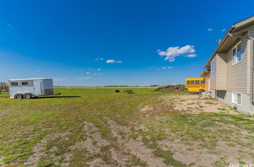 Rural Address, Laird Rm No. 404, Saskatchewan S7K 3J7, 3 Bedrooms Bedrooms, 9 Rooms Rooms,2 BathroomsBathrooms,Acreage,For Sale,Friesen Acreage,Rural Address,SK959810