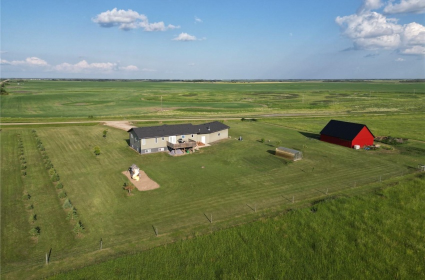 Rural Address, Saltcoats Rm No. 213, Saskatchewan S3N 3K3, 6 Bedrooms Bedrooms, 13 Rooms Rooms,4 BathroomsBathrooms,Acreage,For Sale,Kaiser Acreage,Rural Address,SK959686