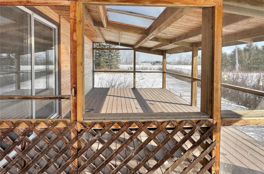 Screened sunroom with sky lights facing south