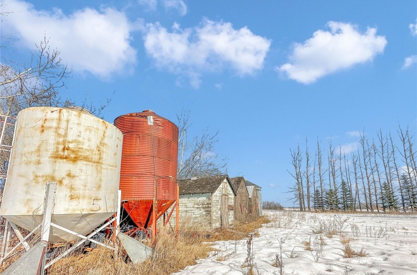 Bin yard