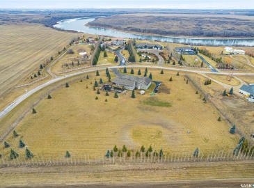 91 Rivers Edge LANE, Corman Park Rm No. 344, Saskatchewan S7K 3J9, 4 Bedrooms Bedrooms, 18 Rooms Rooms,4 BathroomsBathrooms,Acreage,For Sale,Rivers Edge,SK960083