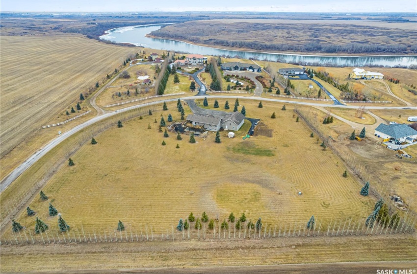 91 Rivers Edge LANE, Corman Park Rm No. 344, Saskatchewan S7K 3J9, 4 Bedrooms Bedrooms, 18 Rooms Rooms,4 BathroomsBathrooms,Acreage,For Sale,Rivers Edge,SK960083