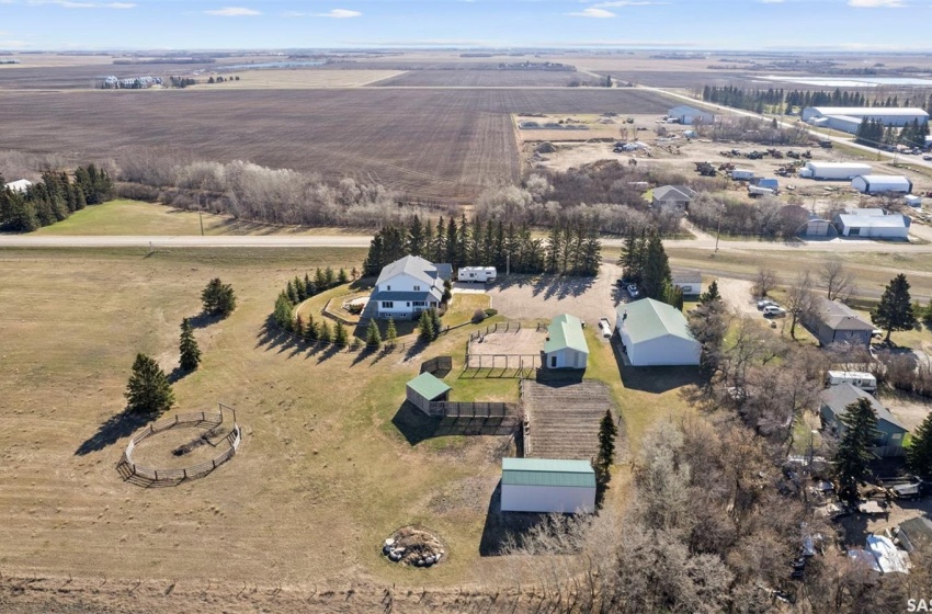 Penz Acreage Rural Address, Waldheim, Saskatchewan S0K 4R0, 7 Bedrooms Bedrooms, 19 Rooms Rooms,4 BathroomsBathrooms,Acreage,For Sale,Rural Address,Rural Address,SK960126