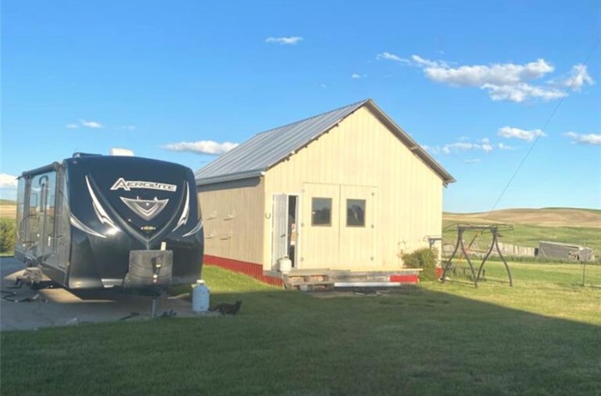 Rural Address, Grassy Creek Rm No. 78, Saskatchewan S0N 2M0, 3 Bedrooms Bedrooms, 10 Rooms Rooms,2 BathroomsBathrooms,Acreage,For Sale,Caffet Acreage,Rural Address,SK960168