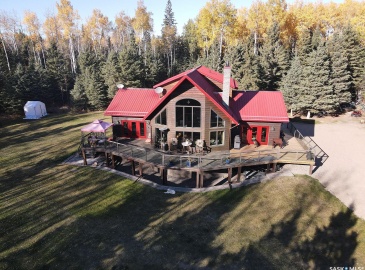 Rural Address, Meadow Lake Rm No.588, Saskatchewan S9X 1Y4, 5 Bedrooms Bedrooms, 20 Rooms Rooms,4 BathroomsBathrooms,Acreage,For Sale,Carlson Acreage,Rural Address,SK960239